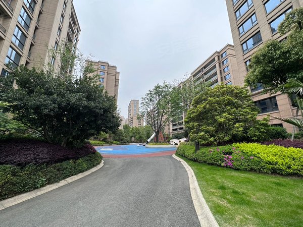 绍兴柯桥柯桥天圣大越府(北区)天圣大越府 精装 3房2卫 拎包入住 2600