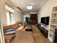 厦门思明镇海路鸿山花园:4房2卫2阳台，4600元月，首租。出租房源真实图片