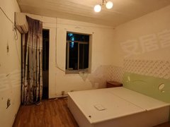 雅安雨城中大街卓达附近2楼一室一卫,简单装修有空调,500月出租房源真实图片