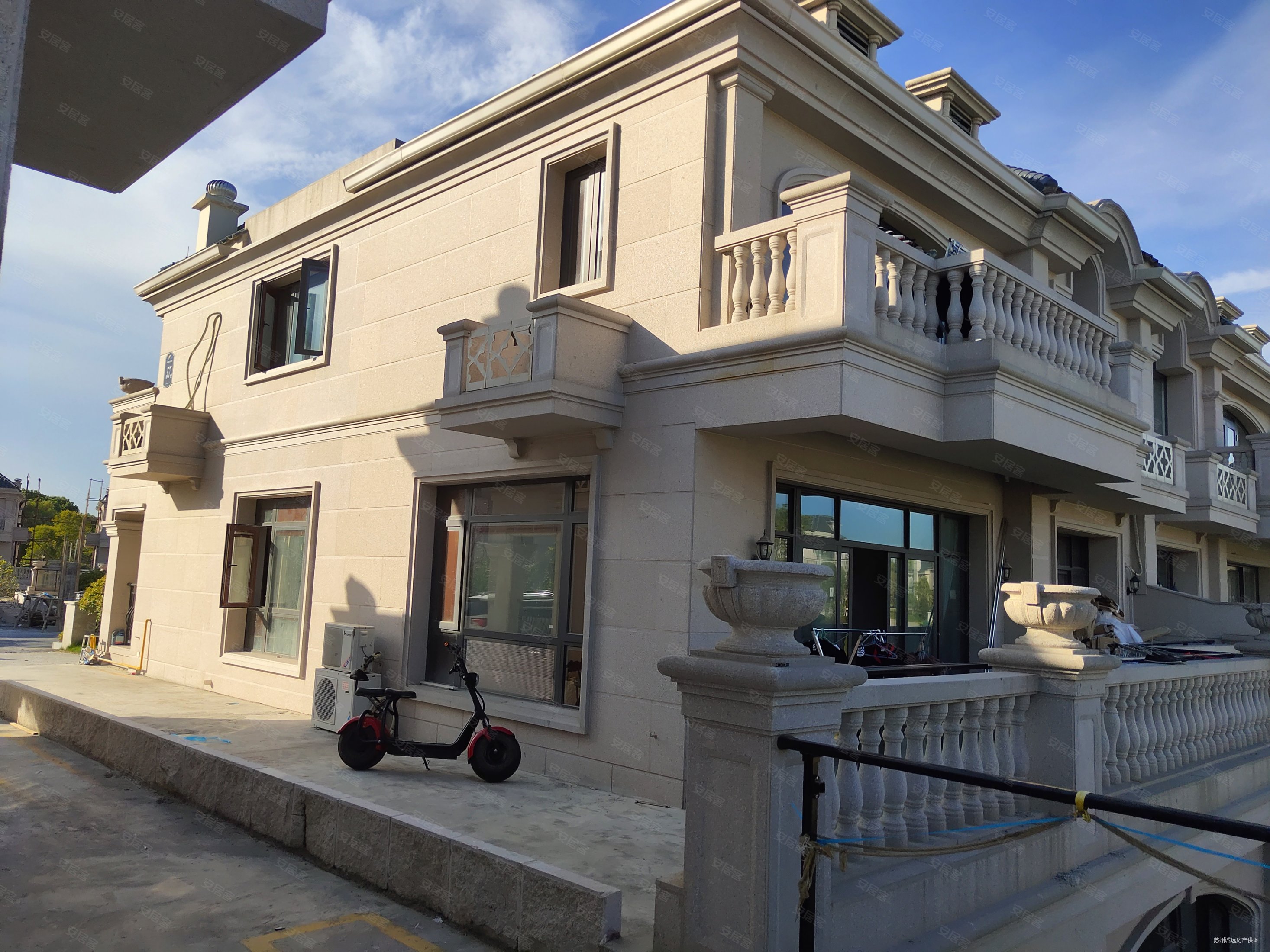 碧桂园凤凰岛5室3厅4卫450㎡南1200万