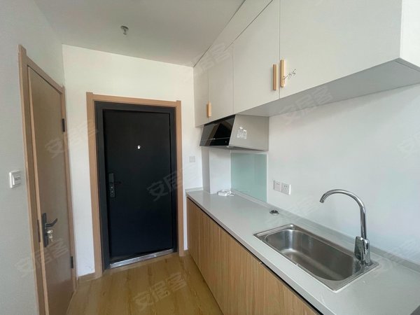 沈阳沈北新区虎石台建设路102号小区公寓 近财富广场 万汇城 虎石台