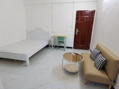 贵港港北凤凰街凤凰街单身公寓500月出租房源真实图片
