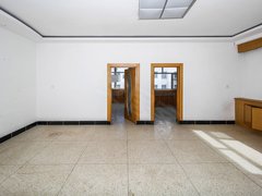 赤峰红山松州巷房源采光好,南北通透,业主诚意出出租房源真实图片