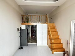 延边延吉金达莱金达莱 吉祥小区电梯9楼 40平带跃层 有空调 有网出租房源真实图片