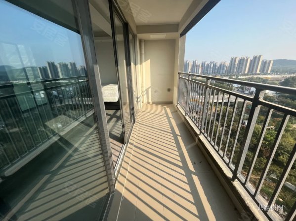 美的天誉楼层好商品房双卫生间交通便捷房龄新