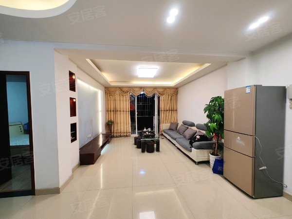 宁德蕉城万达广场金港名都a区金港名都a区 3室2厅2卫出租房源真实图片