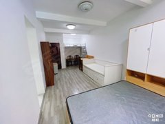 上海徐汇斜土路中山旁 124号线 一楼 一室户厨卫宽敞 已空关 拎包入住出租房源真实图片