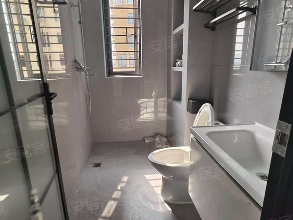 泉州南安霞美镇华创幸福鲤华创幸福鲤 4室2厅1卫