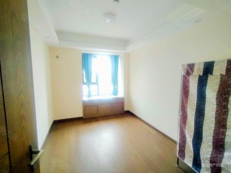 南中环 保利东郡 精装修 大红本 随时看房