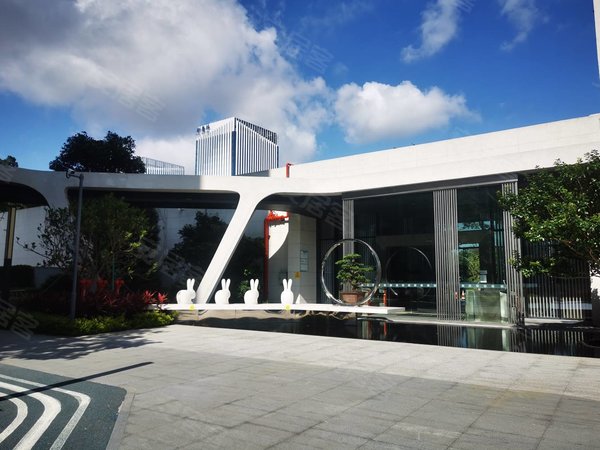 珠海高新区唐家湾中海星筑远光软件园对面,中海星筑精装三房出租出租