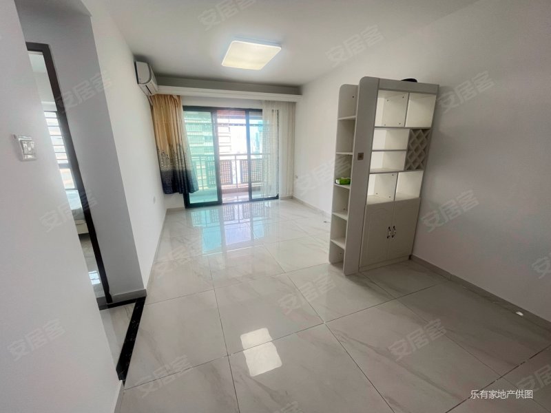 御景华城好户型,看花园两房, 笋盘,京基御景华城二手房,420万,2室2厅
