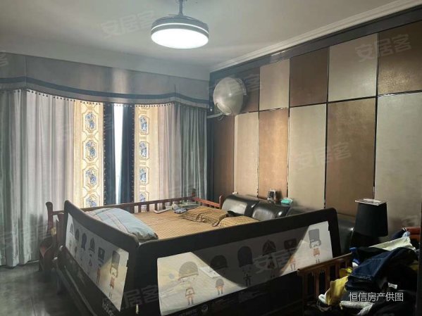 一中花园书背房近寿光一中精装带电梯车位储藏室随时看房