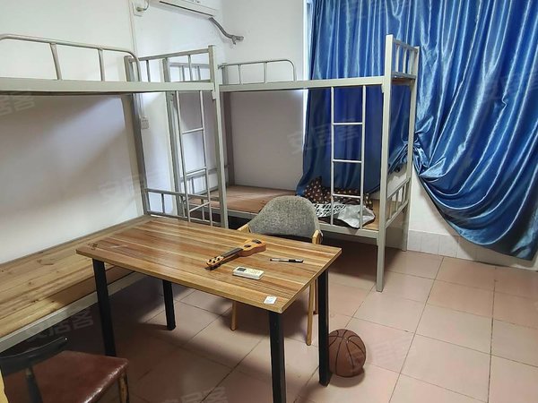 南宁西乡塘华强南宁市第五中学教职工宿舍市中心五中宿舍三房出租可做