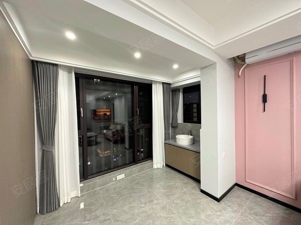 乌山西路 三坊七巷 金沙汇 华润乌山府 豪装三房,鼓楼租房-福州58安居