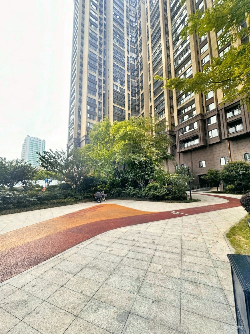 保利凤凰湾澜湾 毛坯房两室两厅 单价6000元 可贷款,保利凤凰湾二手房