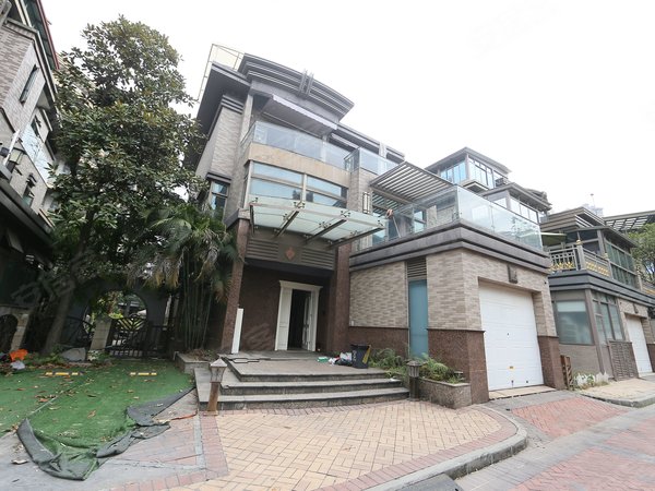 广州番禺洛溪珊瑚湾畔(别墅)独立别墅 珊瑚湾畔湖景 坐北朝南 大花园