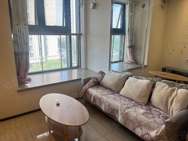 济南市中七贤恒大睿城(商住楼)临近济南大学 精装一室一厅精装公寓