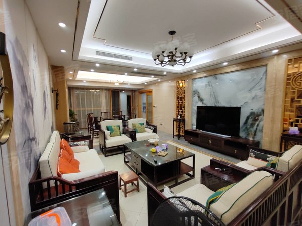 源城城区租房,少有的大平层出租,全屋高档家私豪华中式装修,源城租房