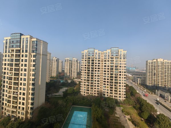 仁恒西郊花园,带泳池的小区,景观楼层,环境好, 南北通,青浦租房-上海