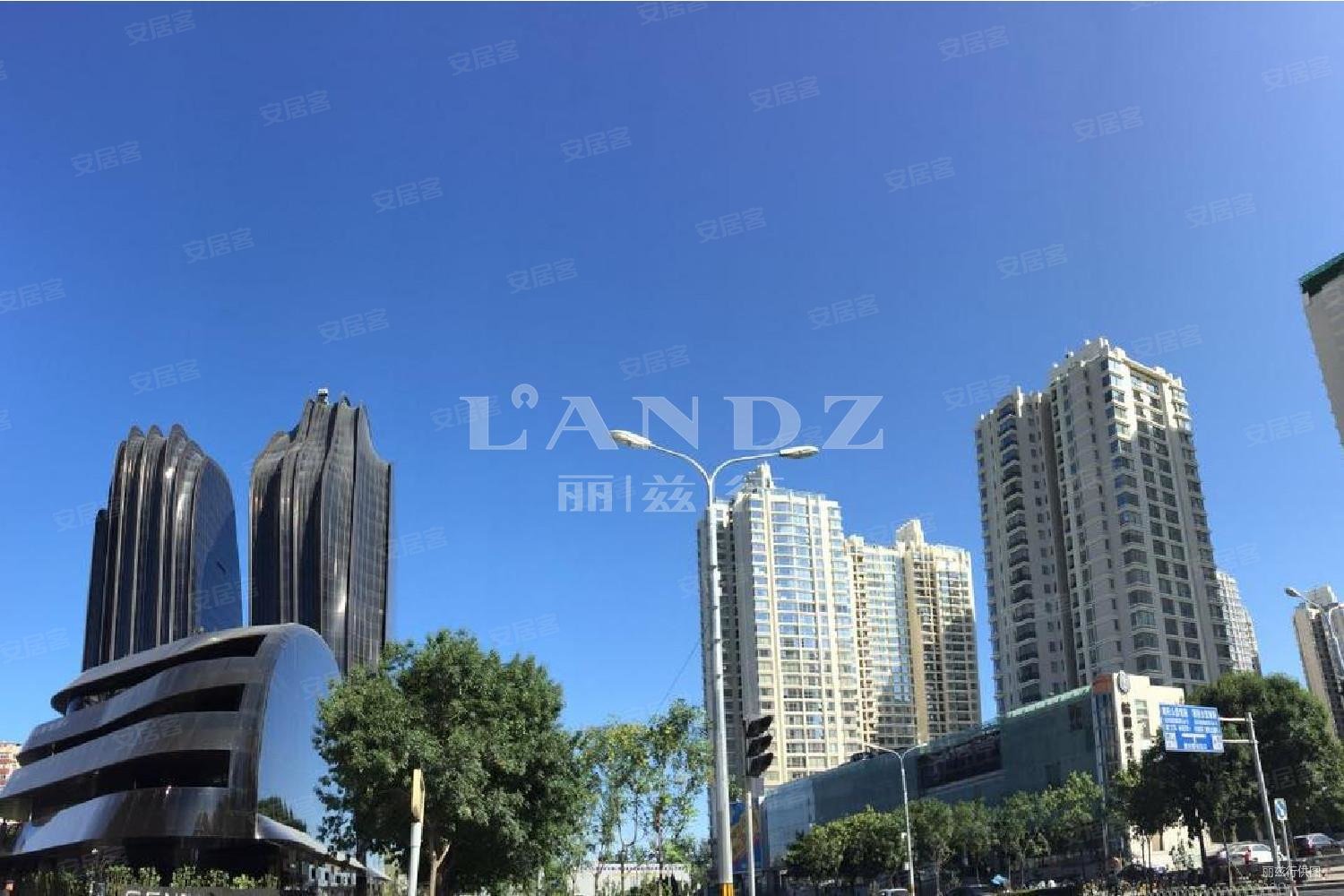 棕榈泉国际公寓南北通透四居室四居有保姆间三卧室南向安静