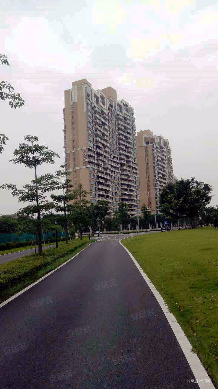 番禺区洛溪岛尖 南天名苑 1.