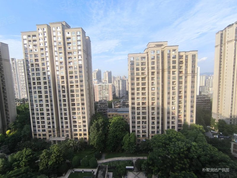 金茂珑悦(北区) 满二   交通便利 楼龄新 中间楼层采光好