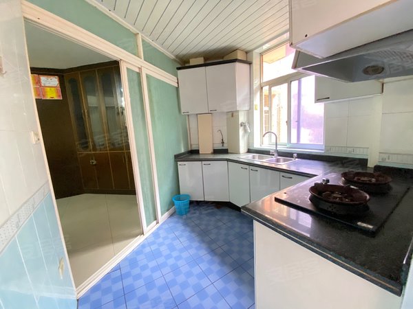 急租急租中医院对面朵力名都小区房子干净卫生近轻轨站