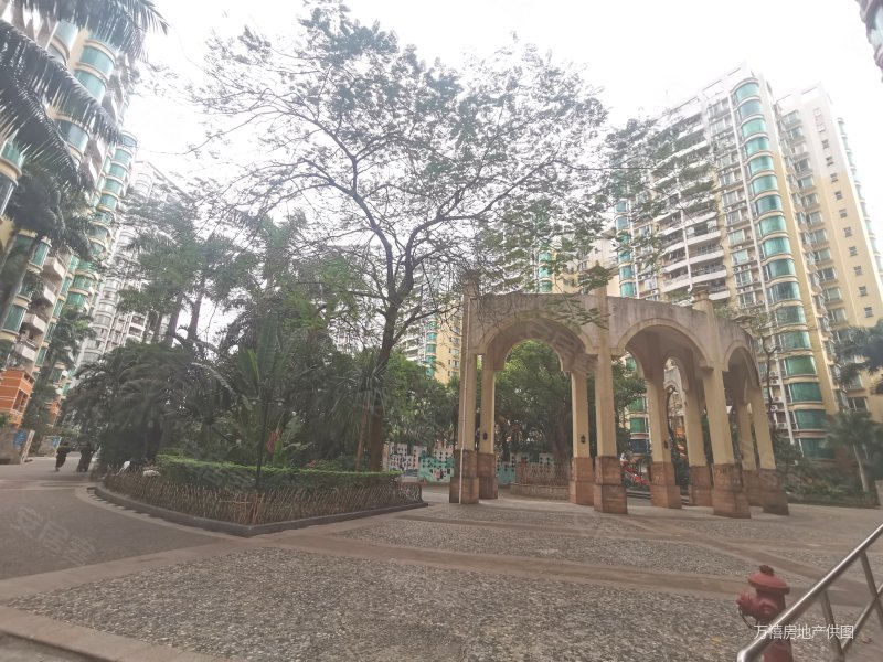 急卖笋盘健逸天地商圈成熟双卫格局南北通透精装好房