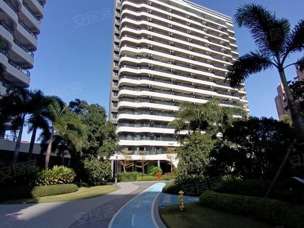 北海银海金海岸彰泰海棠湾彰泰海棠湾,精装两室一厅,百步到海边,全新