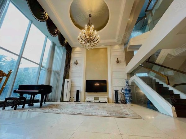 北京顺义天竺丽京花园新出炉 值得看丽京花园双拼别墅 5间套房 邻水