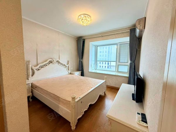 苏州吴中木渎香格里花苑(东区)香格里花苑(东区) 精装修 电梯房 通风好出租房源真实图片