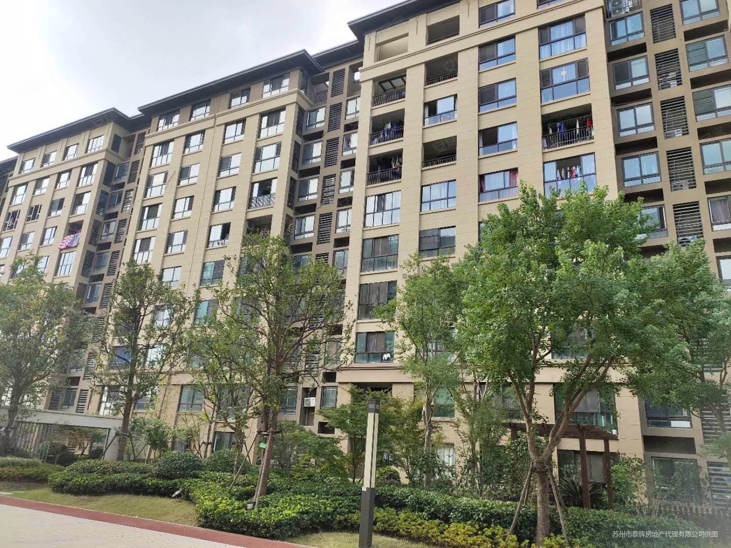 捡漏正荣悦玲珑精装三房两卫位置好家具家电全送看房随时