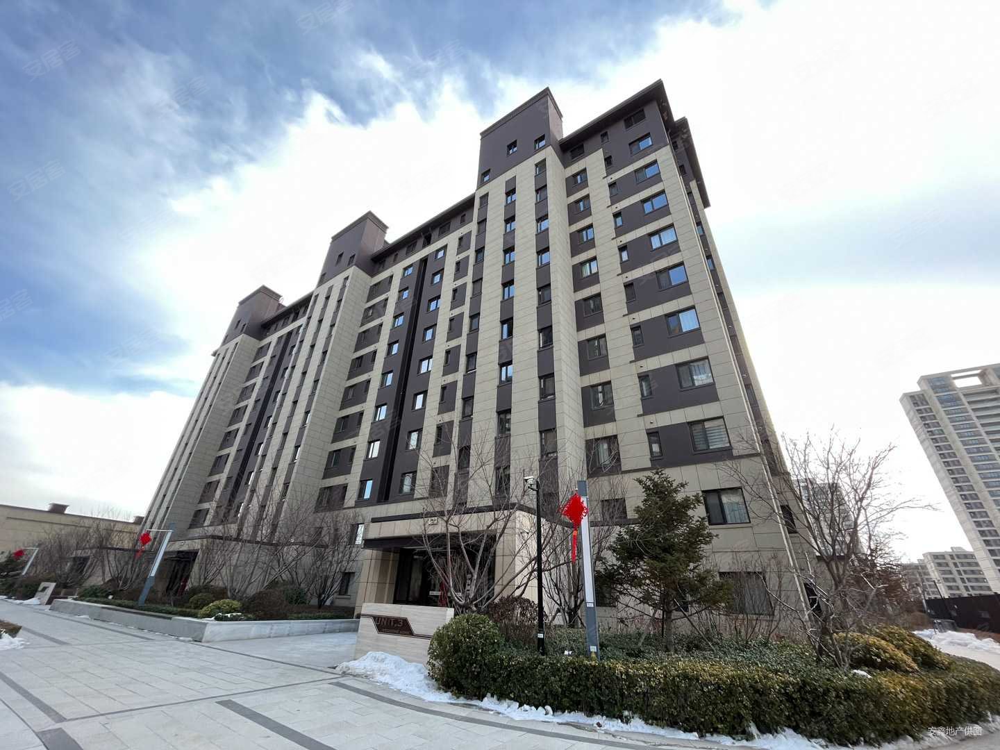 招商1872三室两厅两卫洋房,招商公园1872一二三期二手房,209万,3室2厅