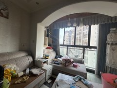 重庆永川兴龙湖嘉和香水湾 4室2厅2卫 电梯房 100平 精装修出租房源真实图片