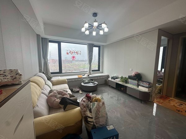 海宁长安镇农发区蓝城春风里下沙奥特莱斯对面蓝城春风里精装出租三室两卫全屋定制出租房源真实图片