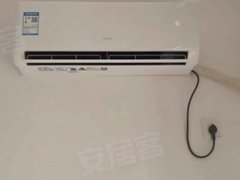 丹东振兴六纬路小学学区未来城万达附近五楼简单装修有空调一居室700包取暖出租房源真实图片