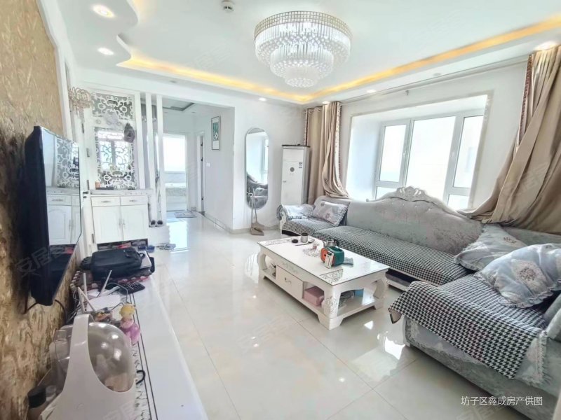 渤海路近精装婚房短住3万入住价格随时看房,恒信伯爵公馆(坊子)二手房