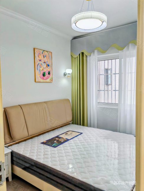 沃尔玛旁,全新精装套三,家具家电齐全直接拎包入住,锦绣尚城二手房