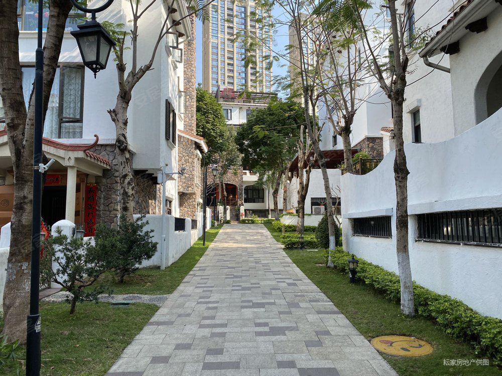 深圳房产网>深圳二手房>宝安二手房>西乡二手房>招商华侨城曦城(六期)