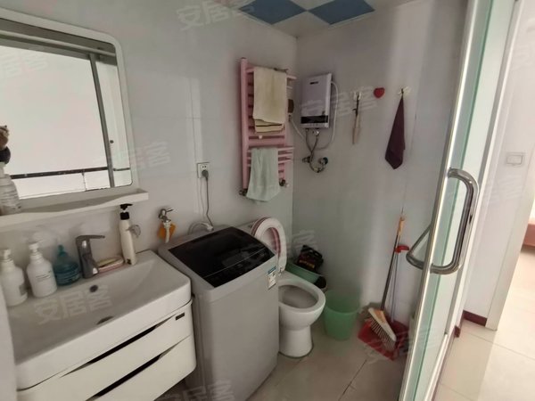 徐州鼓楼鼓楼广场风尚米兰(商住楼)风尚米兰复式两层精致干净两室两厅两卫电梯暖气方便停车拎包入住出租房源真实图片