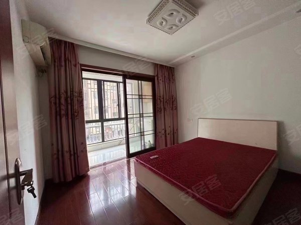 无锡宜兴宜城春江花园b区(宜兴)城西小学附近 春江花园2楼 精装两室一