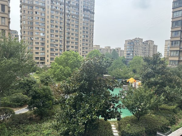 南京江宁将军大道托乐嘉花园托乐嘉花园 家具家电齐全3室2卫 电梯房