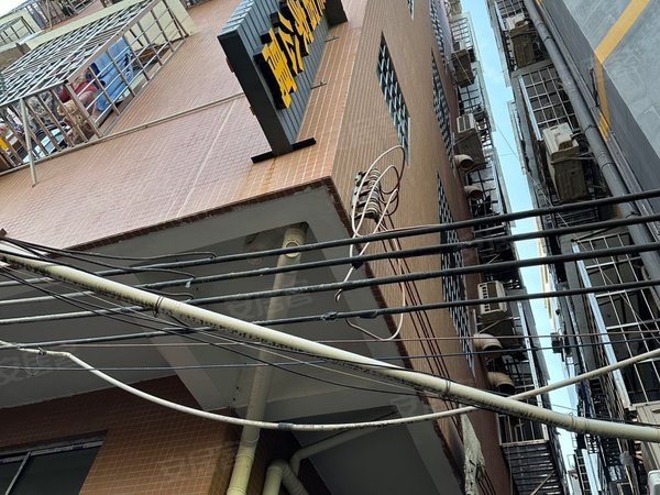 广州天河员村员村南社大街自建房员村南街带阳台一室一厅采光好近地铁