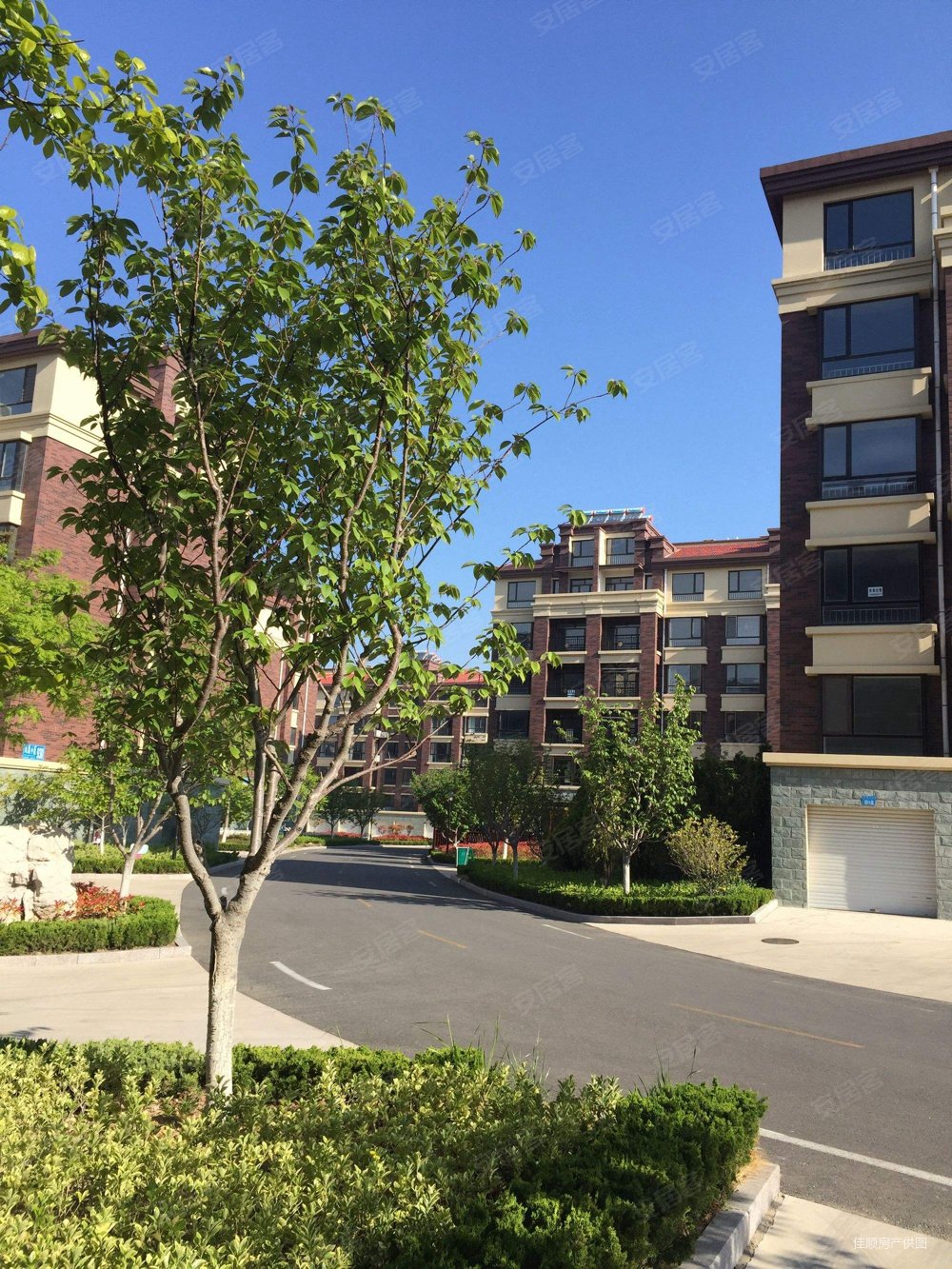 湖畔雅居(凤凰小区915-980号)2室1厅1卫79.32㎡南北34.8万