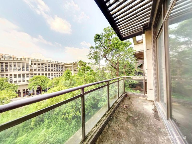 608可卖凯茵又一城单边别墅带有大花园看房方便