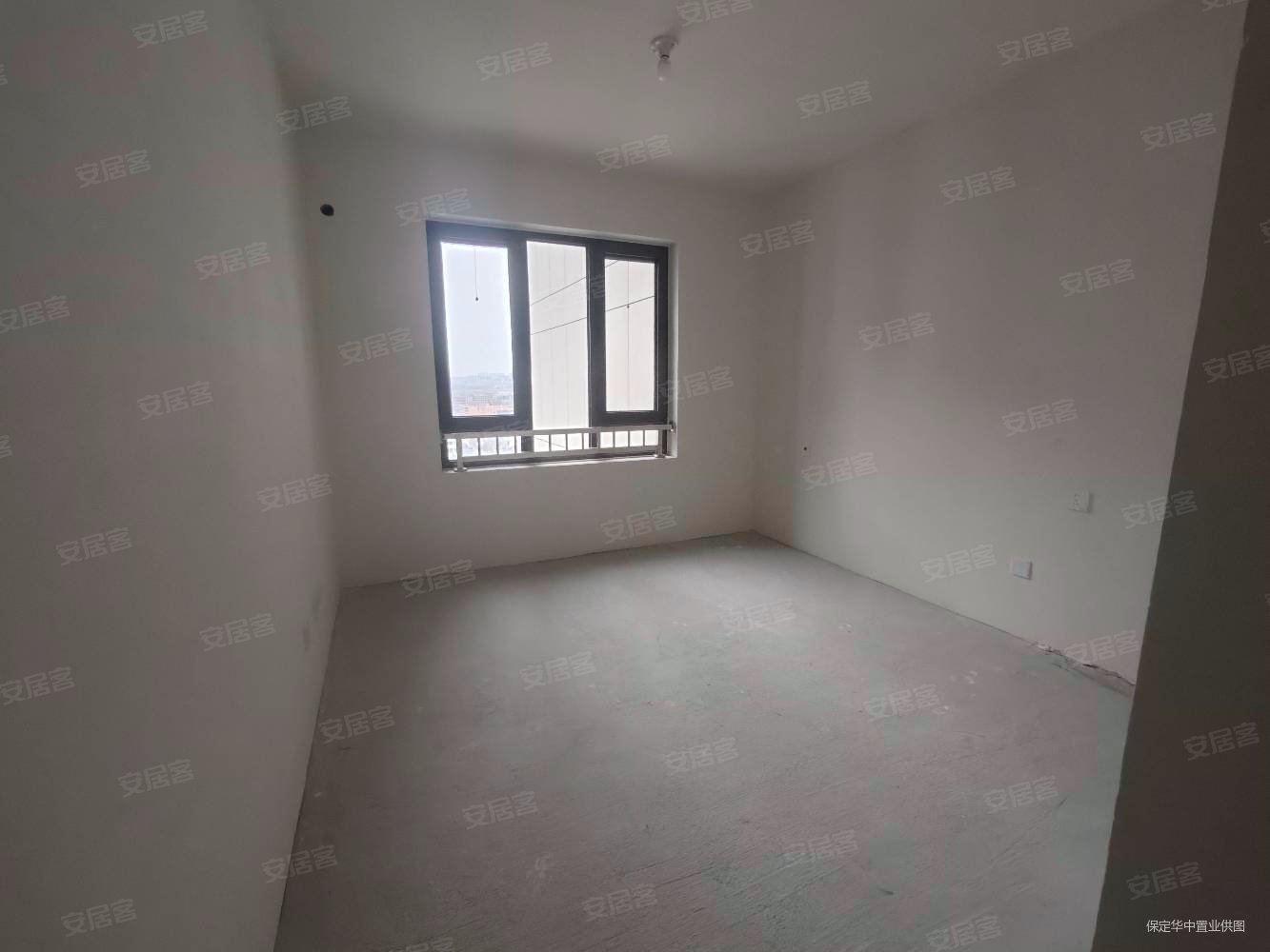 国誉上城3室2厅2卫115㎡南北118万