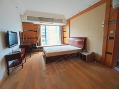 珠江新城中区一房一厅 猎德地铁口 便宜出租
