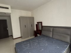 驻马店驿城置地公园中医院,中心医院附近精装电梯三房二厅二卫,可领包入住!出租房源真实图片