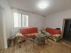 曲靖麒麟南城门南城门广场旁，三房家具家电齐全拎包入住，生活配套齐全交通方便出租房源真实图片