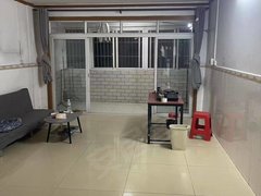 北流北流城区城区[精通一区] 简装4房2厅 步梯2楼，家具家电齐全出租房源真实图片